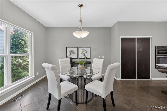 215 Cobblefield Court, Wildwood, MO 63011