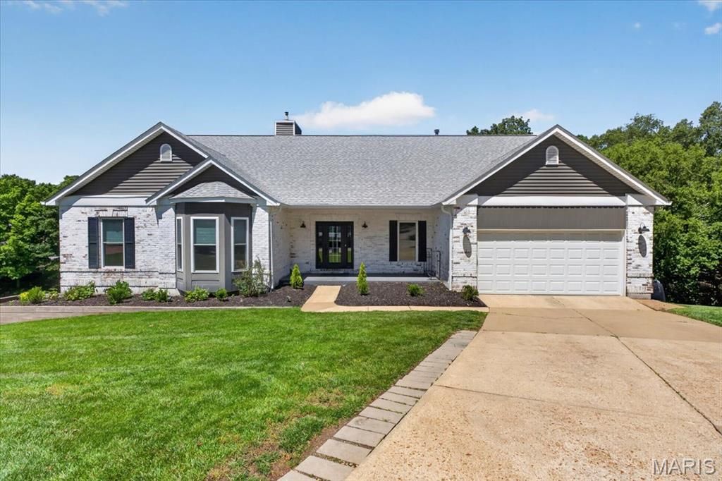 215 Cobblefield Court, Wildwood, MO 63011