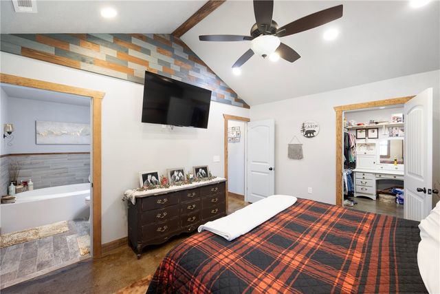 1011 Norris Lane, Russellville, AR 72802