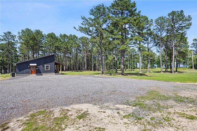 1011 Norris Lane, Russellville, AR 72802