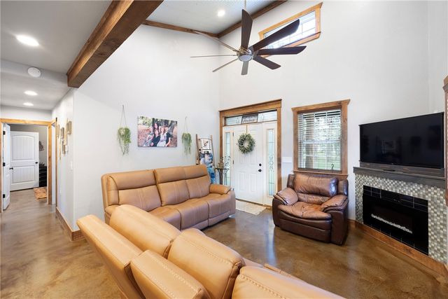 1011 Norris Lane, Russellville, AR 72802