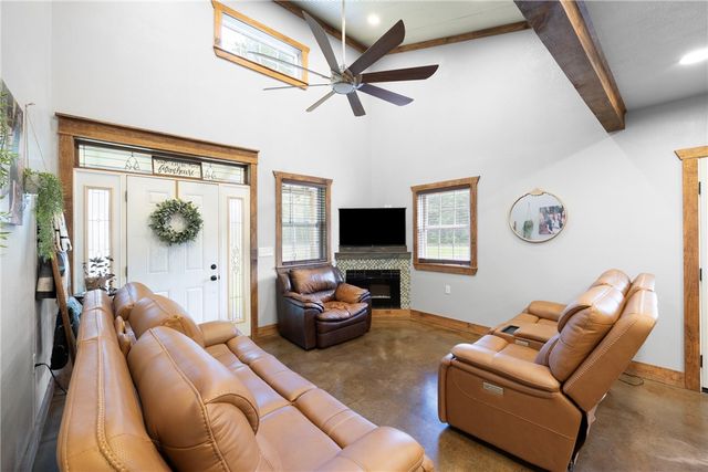 1011 Norris Lane, Russellville, AR 72802