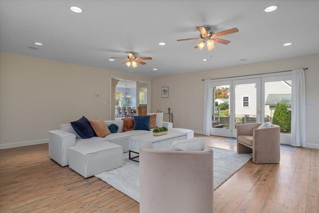 29 Canton Street, Easton, MA 02356