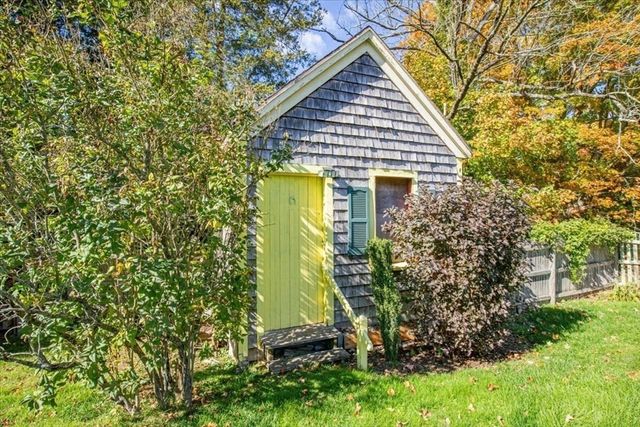 29 Canton Street, Easton, MA 02356