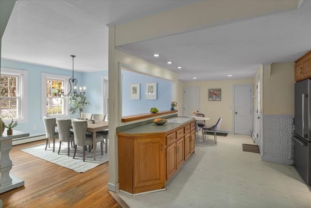29 Canton Street, Easton, MA 02356