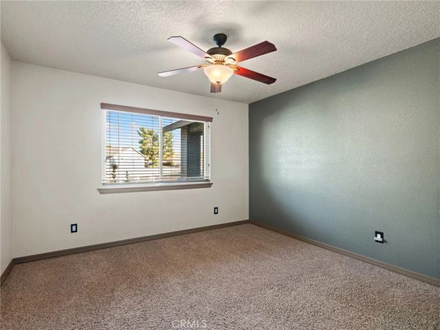15850 Elcona, Victorville, CA 92395