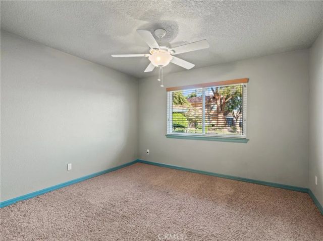 15850 Elcona, Victorville, CA 92395