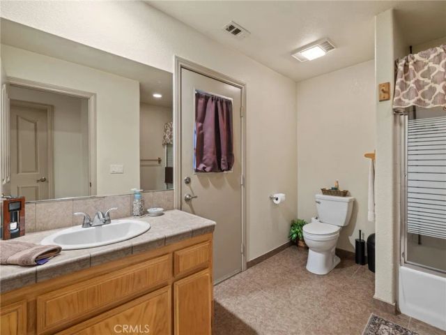 15850 Elcona, Victorville, CA 92395