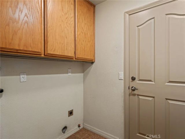 15850 Elcona, Victorville, CA 92395