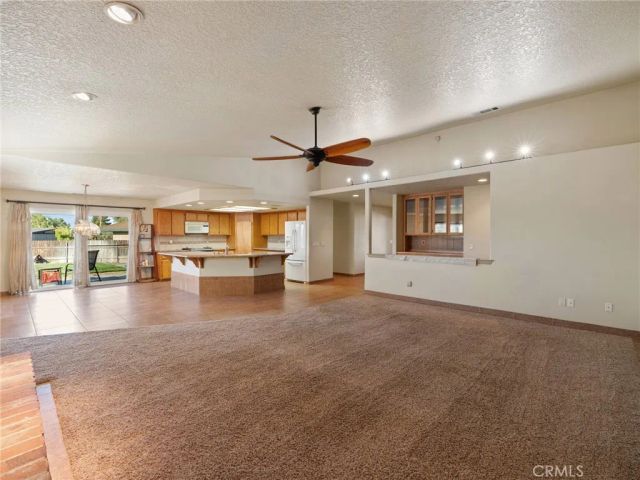 15850 Elcona, Victorville, CA 92395