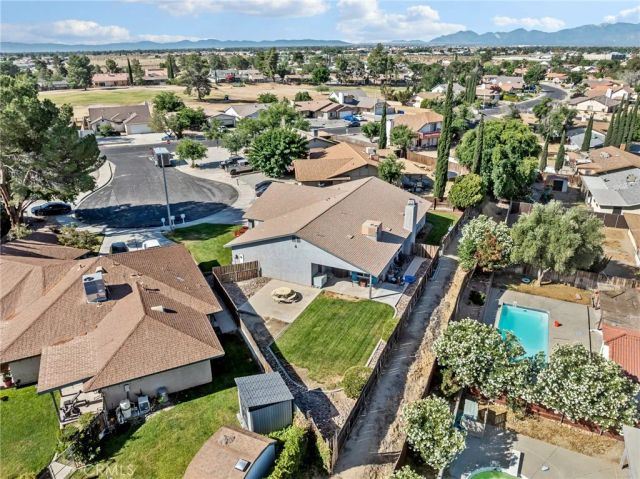 15850 Elcona, Victorville, CA 92395