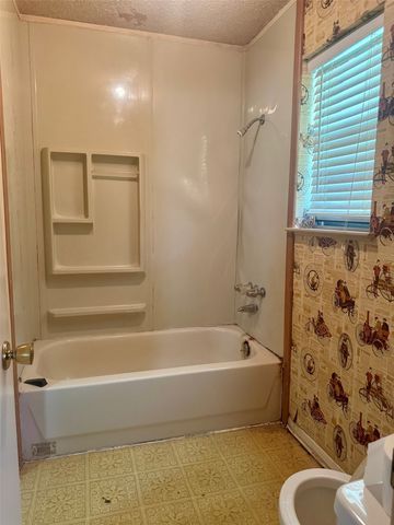 2509 Bennett Avenue, Sherman, TX 75090