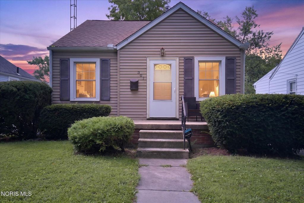 307 Sunset Boulevard, Toledo, OH 43612