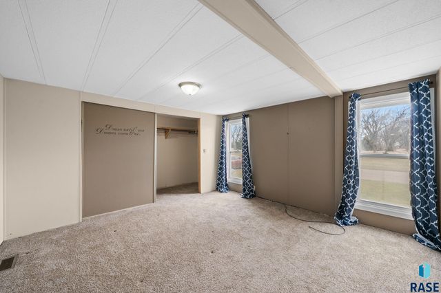 900 S Harrison St Street, Lennox, SD 57039