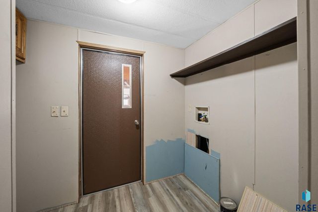 900 S Harrison St Street, Lennox, SD 57039