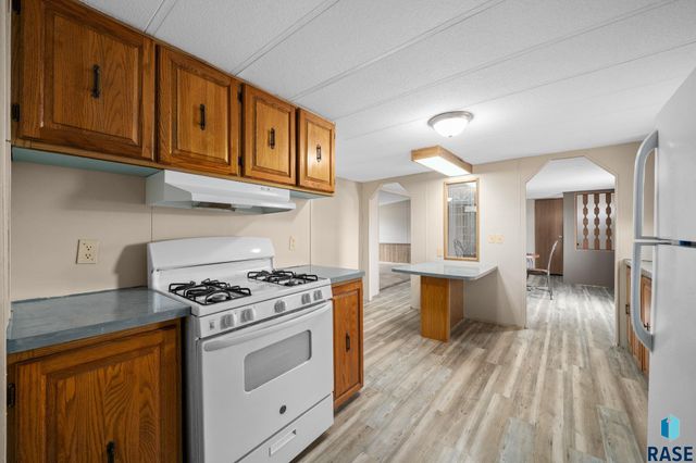 900 S Harrison St Street, Lennox, SD 57039