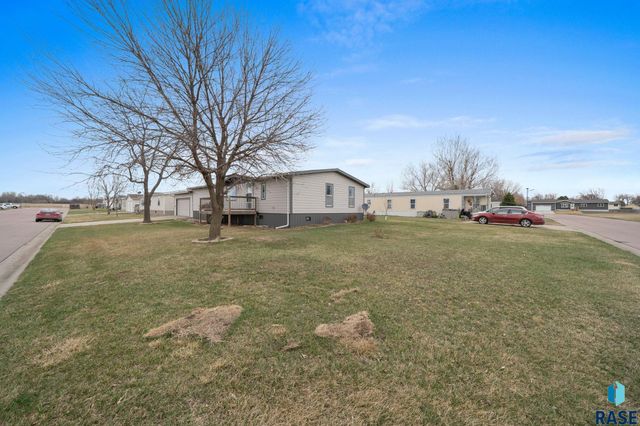 900 S Harrison St Street, Lennox, SD 57039