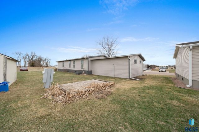 900 S Harrison St Street, Lennox, SD 57039