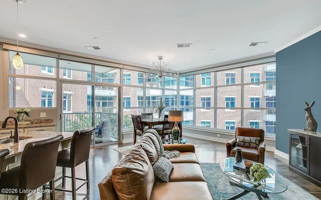 324 E Main St 313, Louisville, KY 40202