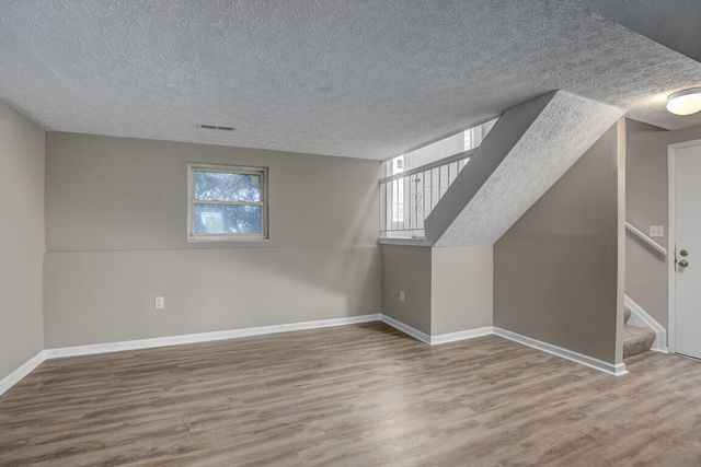 3903 Hunters Green Drive, Florence, KY 41042