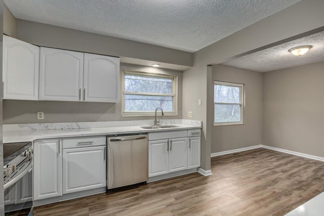 3903 Hunters Green Drive, Florence, KY 41042