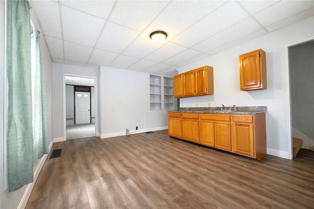 804 Butler Ave, New Castle, PA 16101