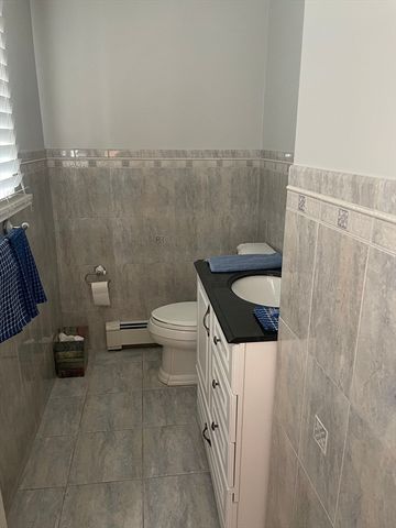 243 Weatherbee Dr, Westwood, MA 02090