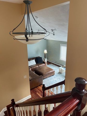 243 Weatherbee Dr, Westwood, MA 02090