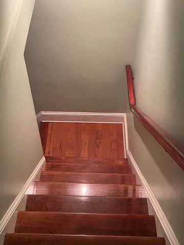 243 Weatherbee Dr, Westwood, MA 02090