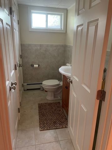 243 Weatherbee Dr, Westwood, MA 02090