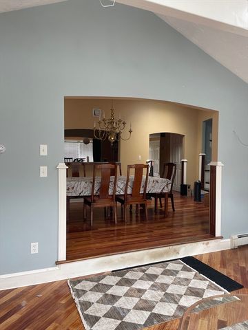 243 Weatherbee Dr, Westwood, MA 02090