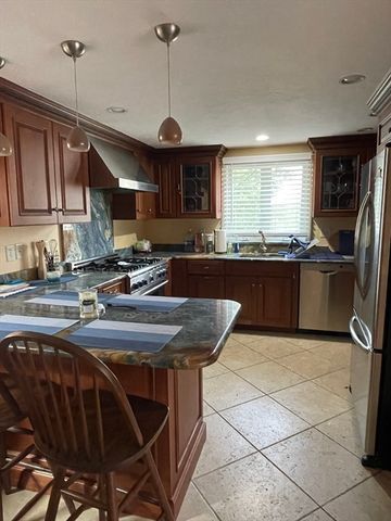 243 Weatherbee Dr, Westwood, MA 02090