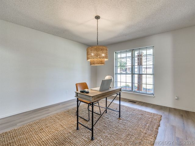 3716 E 85th Street, Tulsa, OK 74137