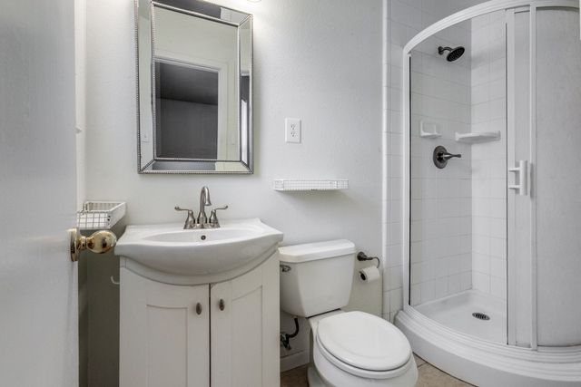 2607 Jonesboro Avenue, Dallas, TX 75228