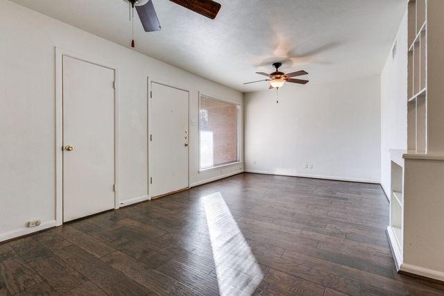 2607 Jonesboro Avenue, Dallas, TX 75228