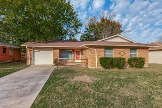 2607 Jonesboro Avenue, Dallas, TX 75228