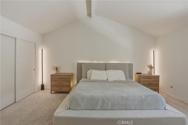 17221 Roscoe 11, Northridge, CA 91325