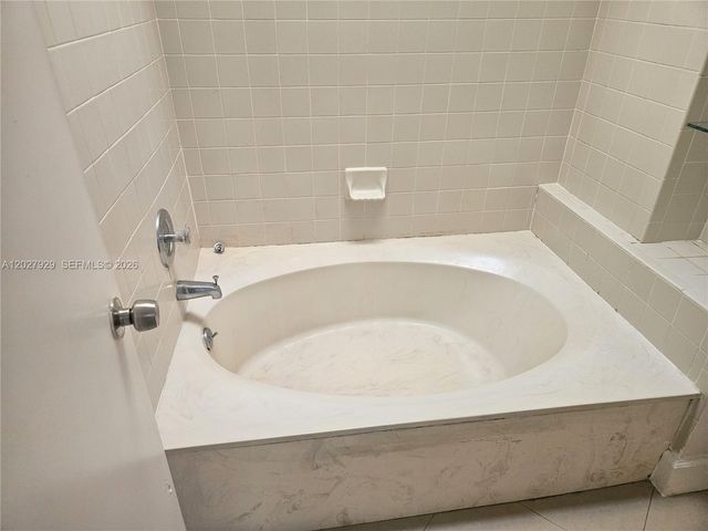 8879 SW 131st Ct 210, Miami, FL 33186