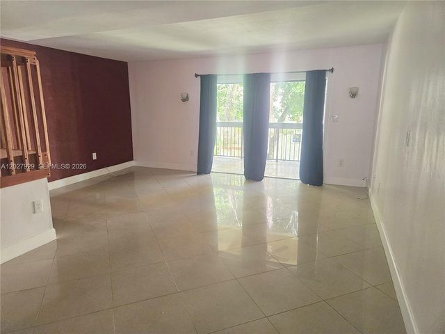 8879 SW 131st Ct 210, Miami, FL 33186