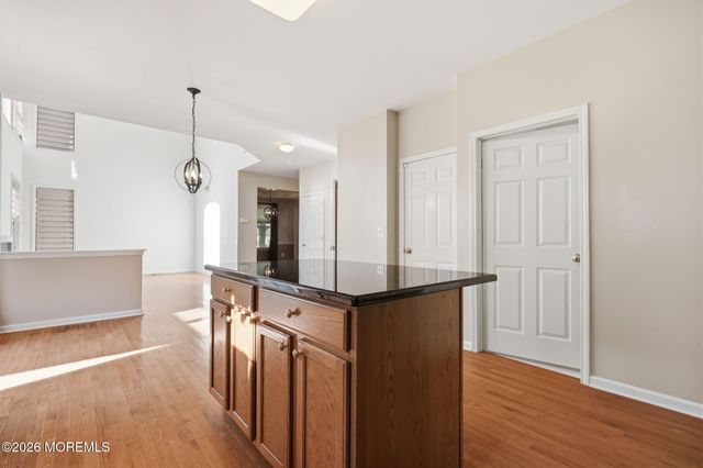 25 Brittany Court, Atlantic Highlands, NJ 07716