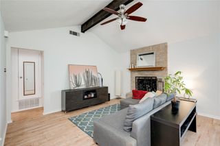 2004 Abbey CIR, Austin, TX 78727