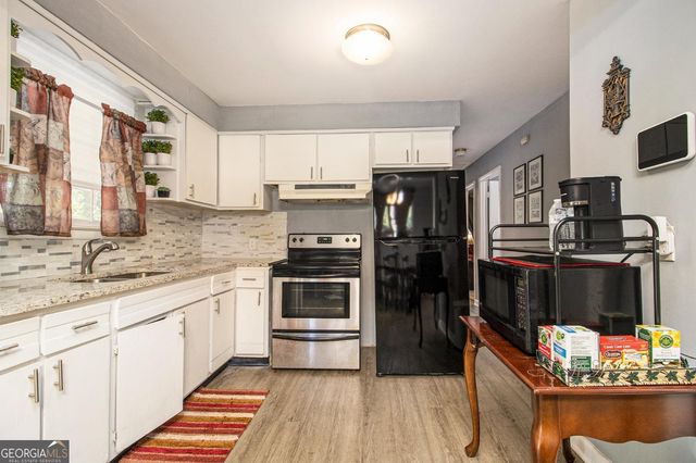 127 Ruzelle Drive SE, Atlanta, GA 30354