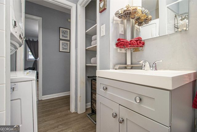 127 Ruzelle Drive SE, Atlanta, GA 30354