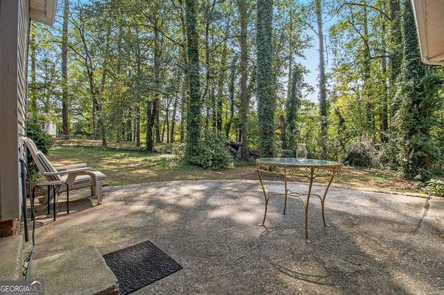 127 Ruzelle Drive SE, Atlanta, GA 30354