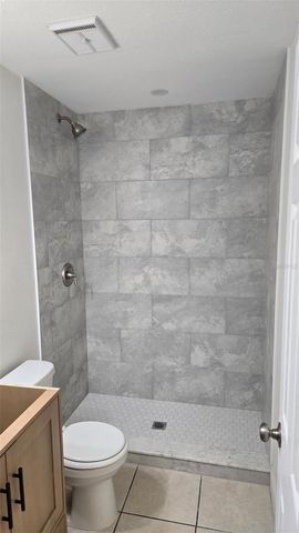 10406 N MITCHELL AVENUE A, Tampa, FL 33612