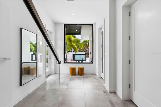 1671 ARLINGTON STREET, Sarasota, FL 34239