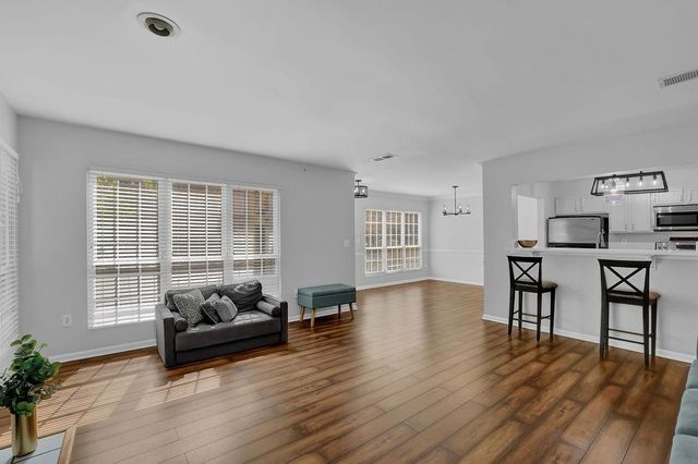 303 Mill Pond SE Court, Smyrna, GA 30082