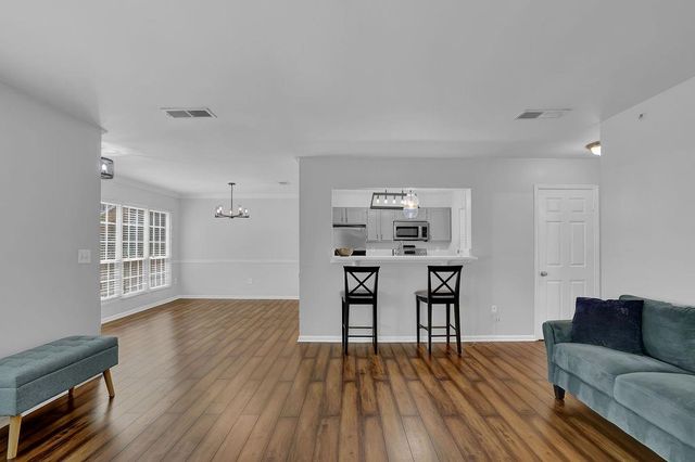 303 Mill Pond SE Court, Smyrna, GA 30082