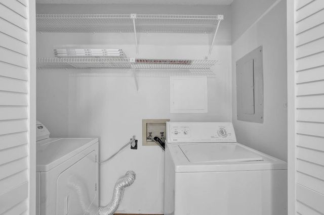 303 Mill Pond SE Court, Smyrna, GA 30082