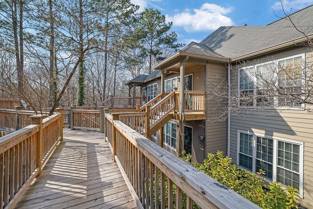 303 Mill Pond SE Court, Smyrna, GA 30082